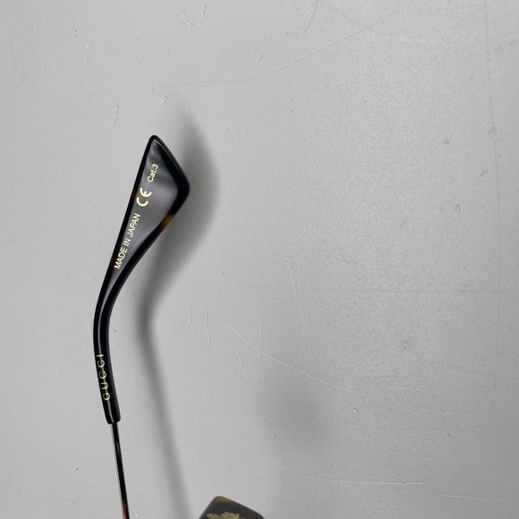 💯Authentic New - GUCCI Grey Gradient Aviator Unisex Sunglasses
GG0062S 003 57 - Picture 8 of 11